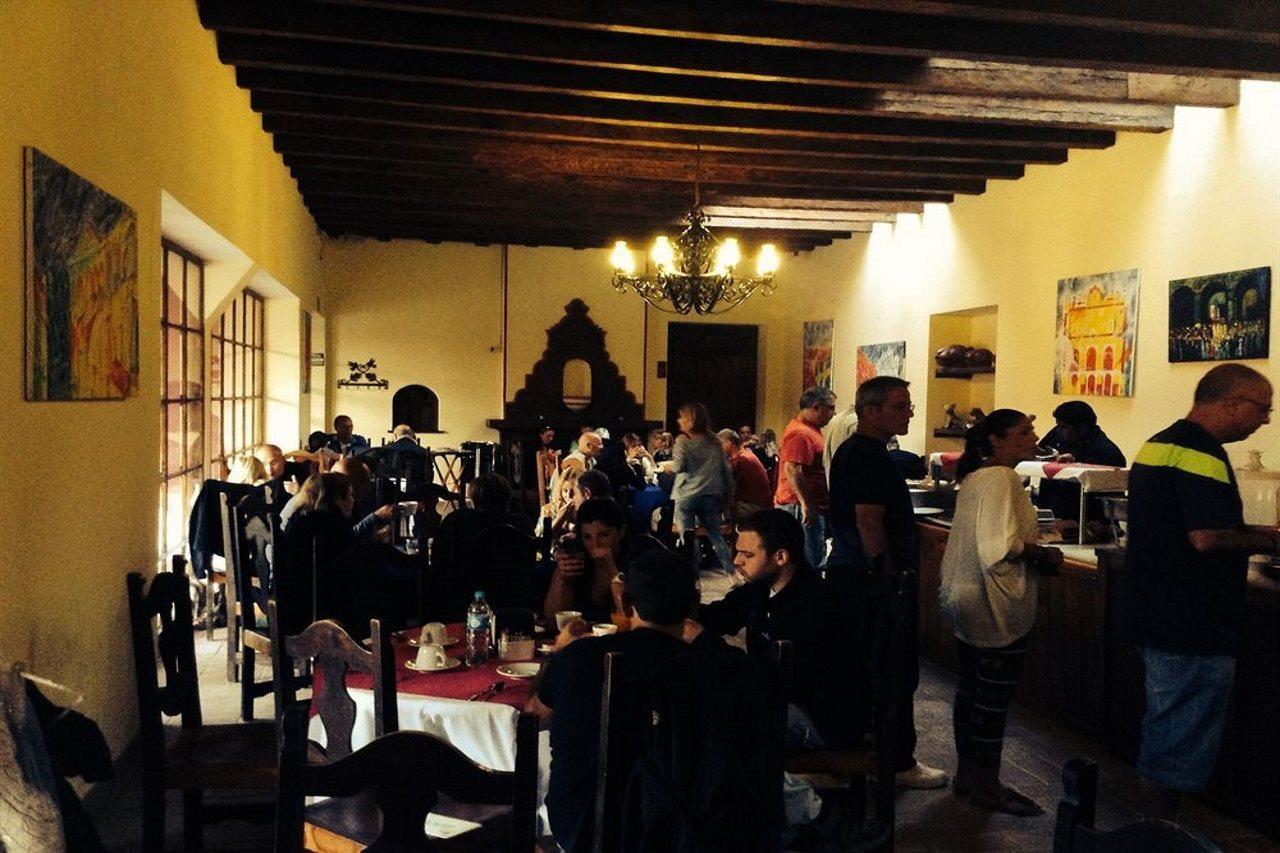 ホテル ディエゴ デ マザリエゴス San Cristóbal de Las Casas エクステリア 写真