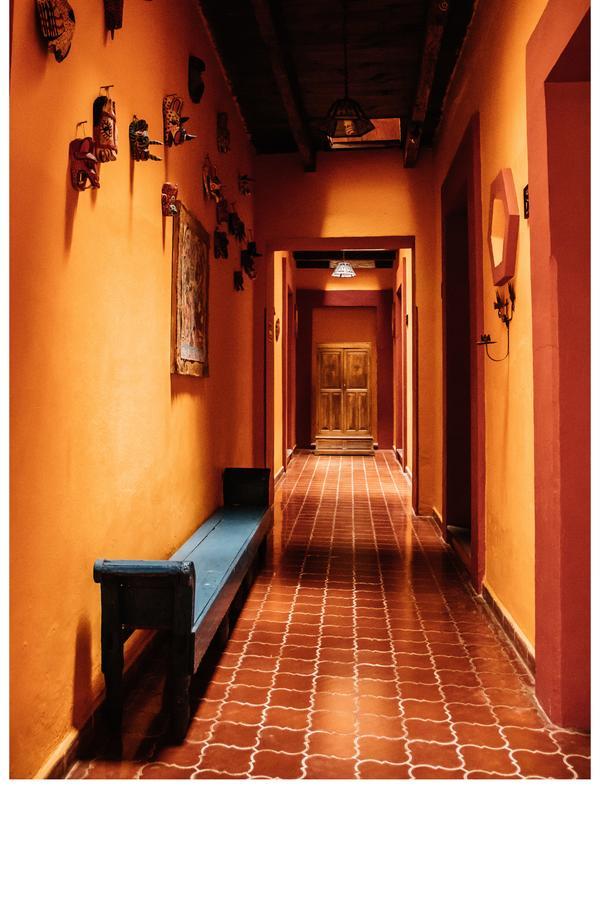 ホテル ディエゴ デ マザリエゴス San Cristóbal de Las Casas エクステリア 写真